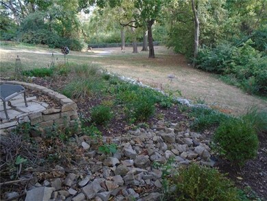 7244 Mastin St, Shawnee, KS 66203 - photo 3