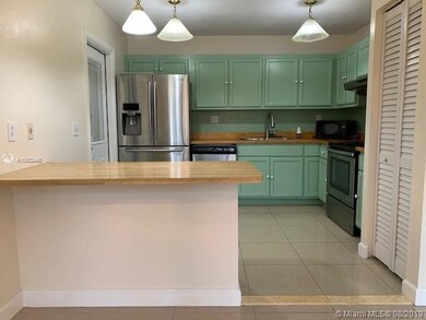 3617 E Forge Rd unit 27, Davie, FL 33328 - photo 3