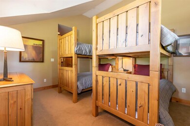 12445 Lookout Loop unit F16-30, Truckee, CA 96161 - photo 7