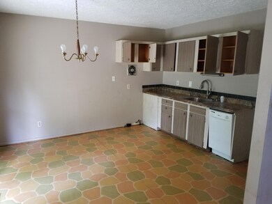 1863 Holburn Rear Unit (7) kitchen
