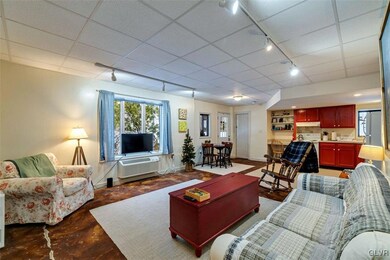 134 Barn Swallow Ln unit A, Cresco, PA 18326 - photo 4