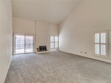 11308 Benttree Cir, Oklahoma City, OK 73120 - photo 3