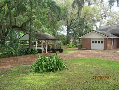 4525 Ortega Farms Cir, Jacksonville, FL 32210 - photo 4