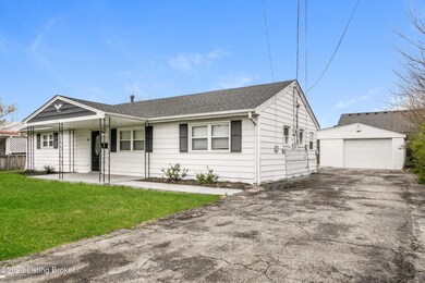 003-photo-front-view-10731198