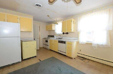 52 James Rd, Broomall, PA 19008 - photo 2