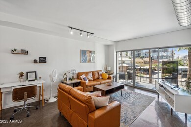 Embassy Condominiums unit 208, Phoenix, AZ 85003 - photo 5