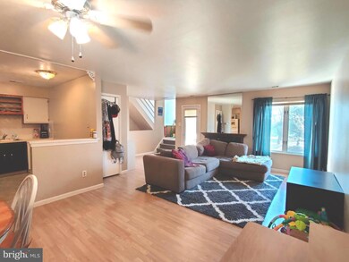 276 Juanita Ct unit 1510, Levittown, PA 19057 - photo 7