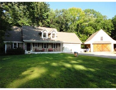 4 Gregory St, Hudson, NH 03051 - photo 2