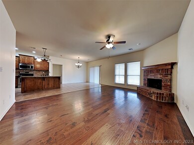 unlisted-address, Owasso, OK 74055 - photo 4