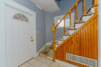1 Entryway 2