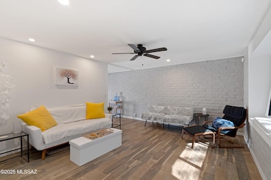 8271 E Kenyon Dr, Tucson, AZ 85710 - photo 5