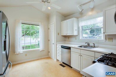 1342 Allister Green, Charlottesville, VA 22901 - photo 5