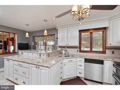 519 Heritage Rd, Sewell, NJ 08080 - photo 5