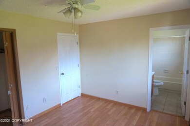 8740 Carter Cir, Anchorage, AK 99507 - photo 7