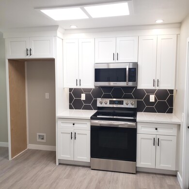 17208 N 107th Ave, Sun City, AZ 85373 - photo 5