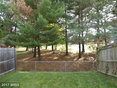 7307 Sheila Ln, Clinton, MD 20735 - photo 4