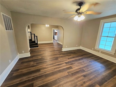 2430 Broadway Ave, Parsons, KS 67357 - photo 3