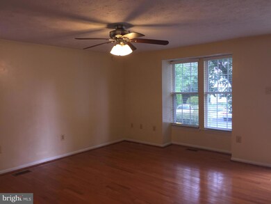 2523 Log Mill Ct, Crofton, MD 21114 - photo 5