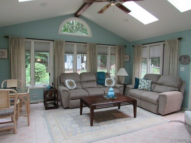 Gorgeous vaulted family room/ great room addition