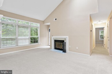 2221 Lovedale Ln unit K, Reston, VA 20191 - photo 5