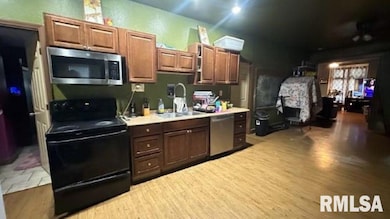 715 Spring St, Quincy, IL 62301 - photo 3