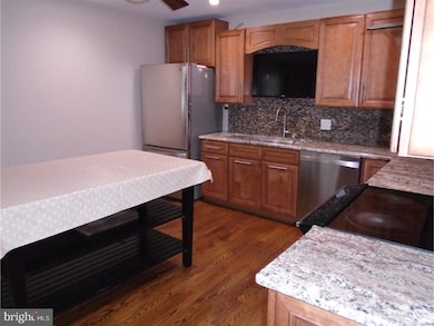 229 W Longspur Dr, Wilmington, DE 19808 - photo 3