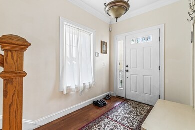 81 Beacon St unit 1, Arlington, MA 02474 - photo 4