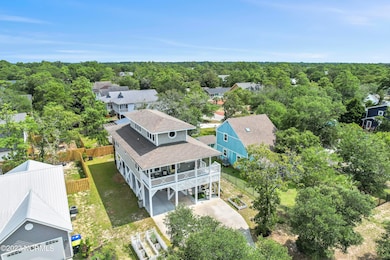 1404 w Oak Island