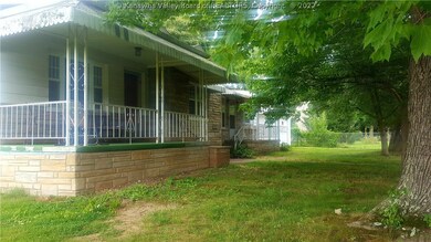 601 25th St, Dunbar, WV 25064 - photo 2