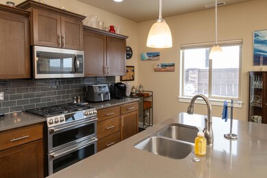 21390 NE Nolan Ct_0018 copy