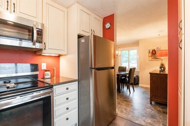 65 Thornhill Rd, Stratham, NH 03885 - photo 6