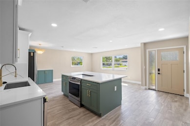 5901 Denver St NE, St. Petersburg, FL 33703 - photo 5