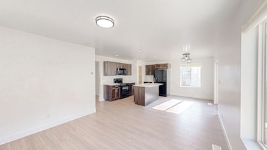 1816 S Freestone Blvd, Santaquin, UT 84655 - photo 4