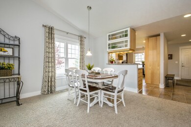 003-photo-living-room-7089693
