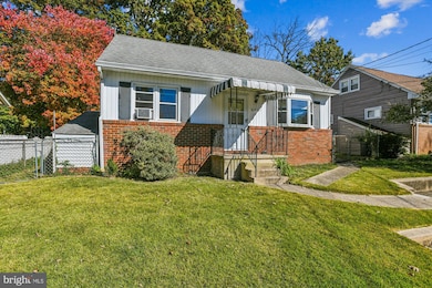 6377 Woodburn Ave, Elkridge, MD 21075 - photo 2