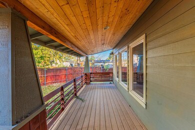 63222 Bedrock Ct, Bend, OR 97701 - photo 4