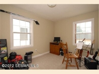 1402 9th St NE, Rochester, MN 55906 - photo 6