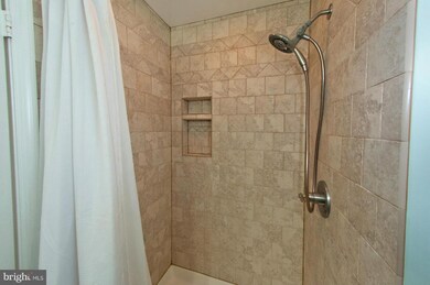 5730 Flagflower Place, Columbia, MD 21045 - photo 5