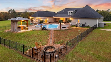 2419 Welch Rd, Soddy Daisy, TN 37379 - photo 3