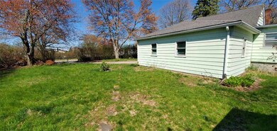 100 Jillson Ave, Woonsocket, RI 02895 - photo 3