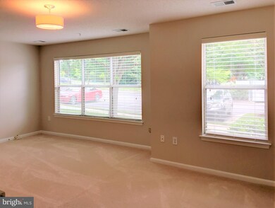 14200 Valleyfield Dr, Silver Spring, MD 20906 - photo 4