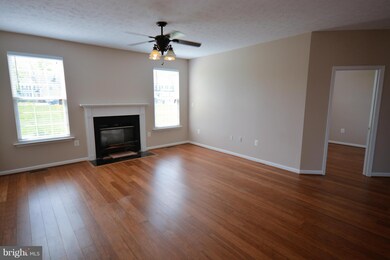 10417 Markby Ct, White Plains, MD 20695 - photo 4