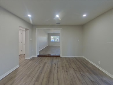 unlisted-address, Tampa, FL 33614 - photo 3