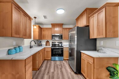 1818 Del Mar Ave, Redding, CA 96003 - photo 4