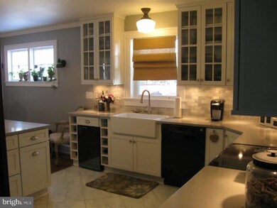 400 Lakeview Dr, Collingswood, NJ 08108 - photo 6