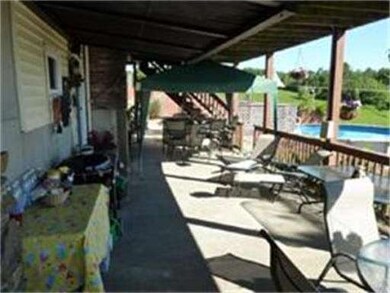 44 New Braintree Rd, North Brookfield, MA 01535 - photo 5