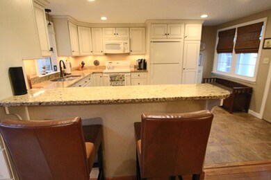 4 Crows Nest Dr, Buzzards Bay, MA 02532 - photo 3