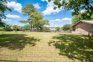 816 W Travis St unit 10R, Fredericksburg, TX 78624 - photo 2