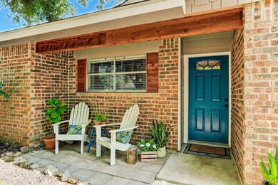 1719 Heather Ln, Alvin, TX 77511 - photo 3