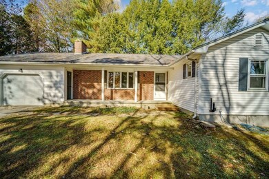 51 Hunters Hill Cir, Amherst, MA 01002 - photo 2